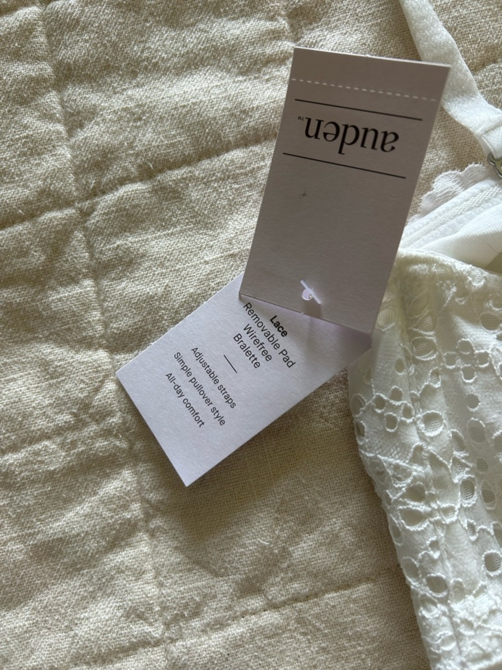 Auden White Eyelet Lace Bandeau Bralette with Straps - Picture 4 of 4